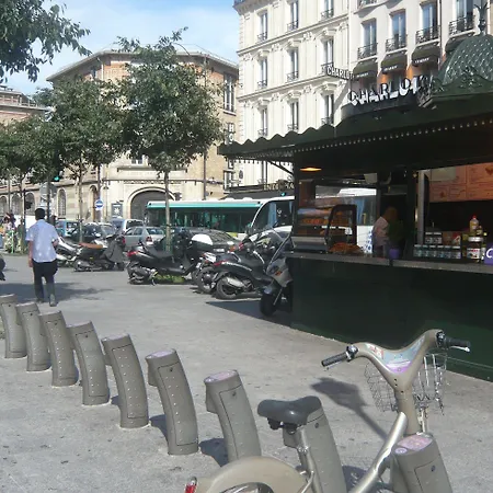 Contact Alizé Montmartre Hotel 3*