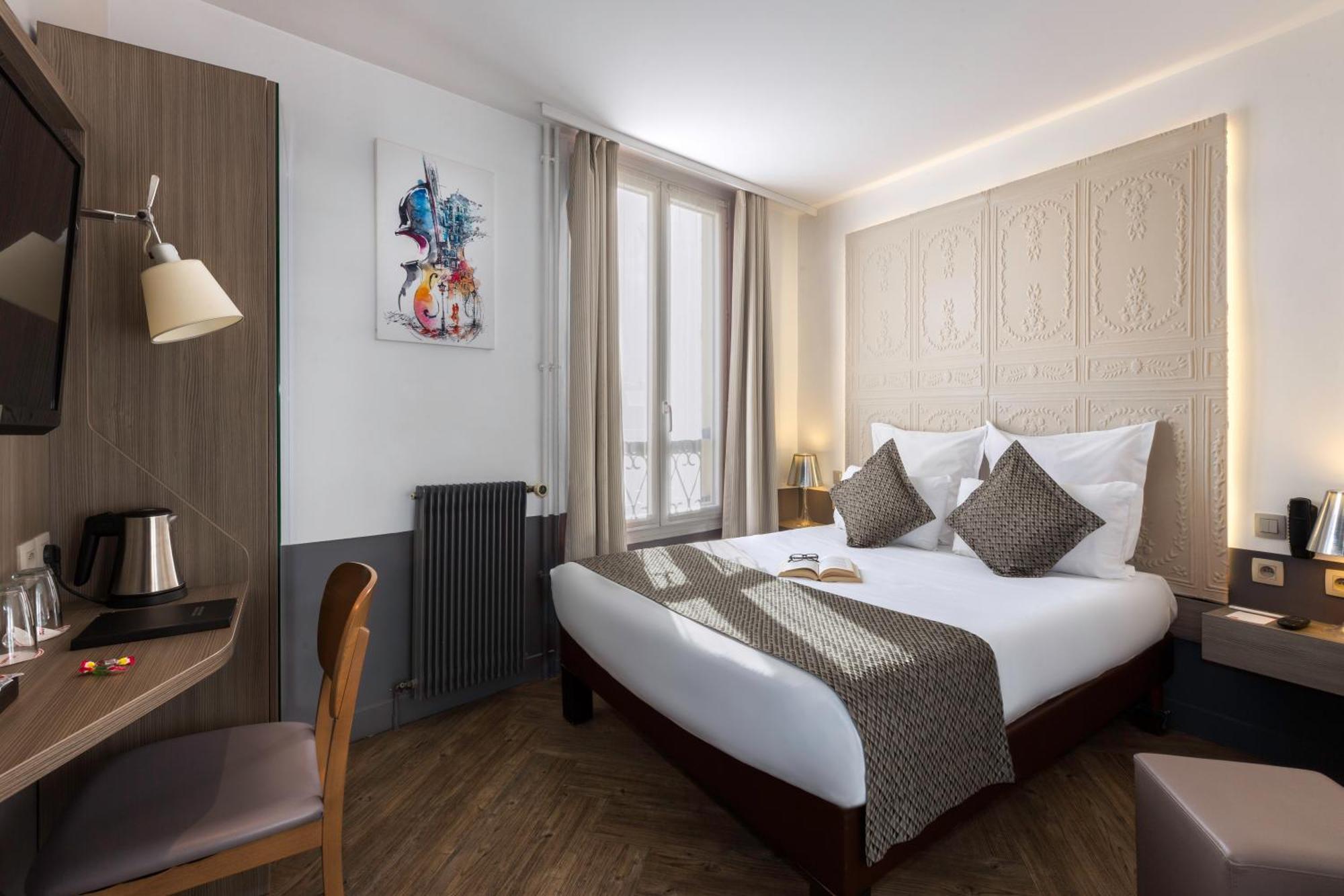 Hotel Contact Alizé Montmartre 3*