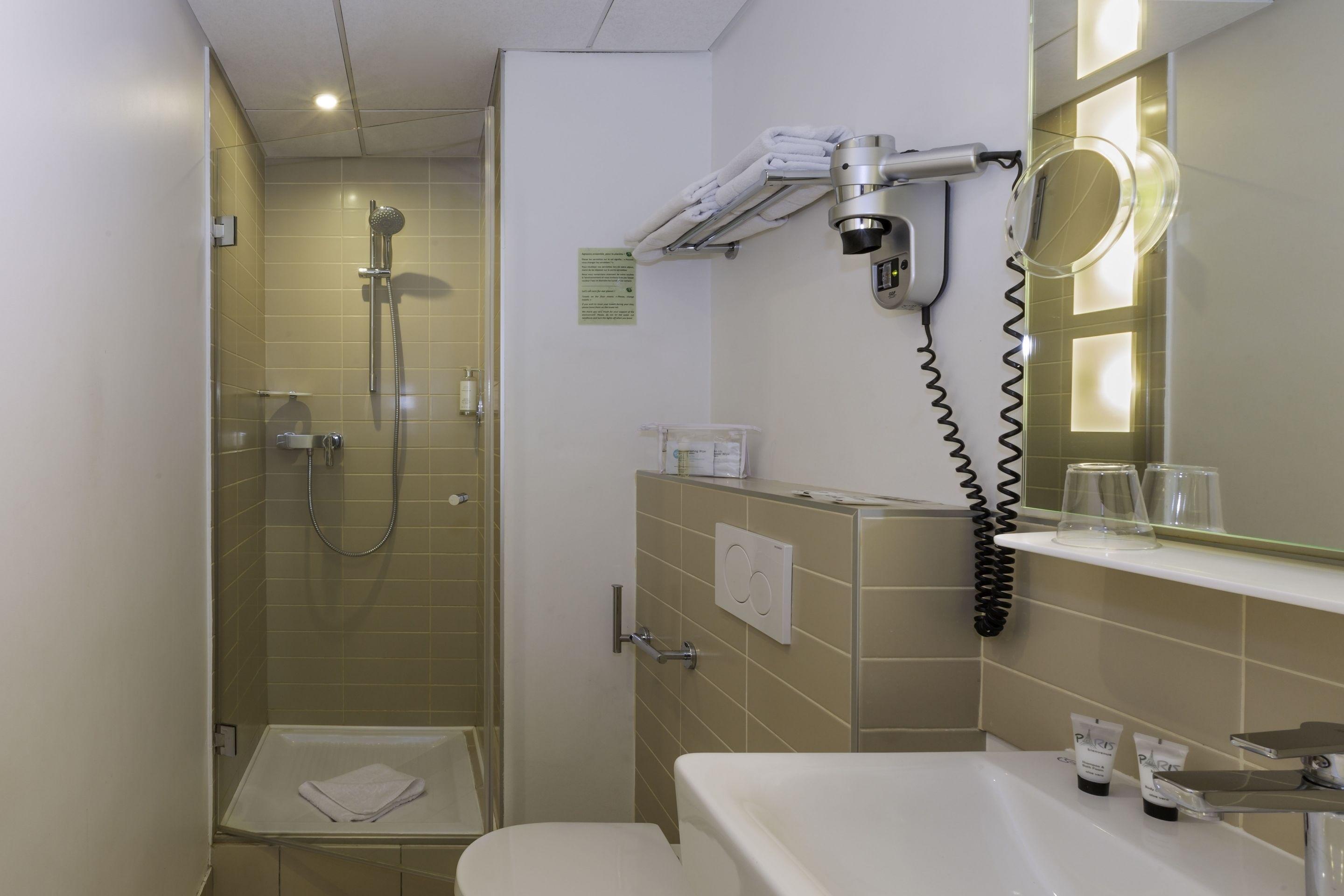 Contact Alizé Montmartre Hotel Parigi