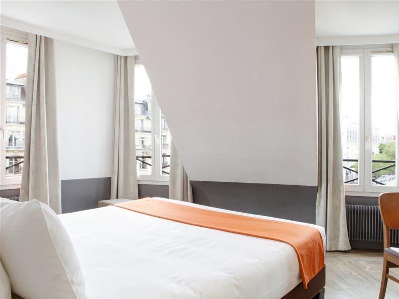 Hotel Contact Alize Montmartre Paris