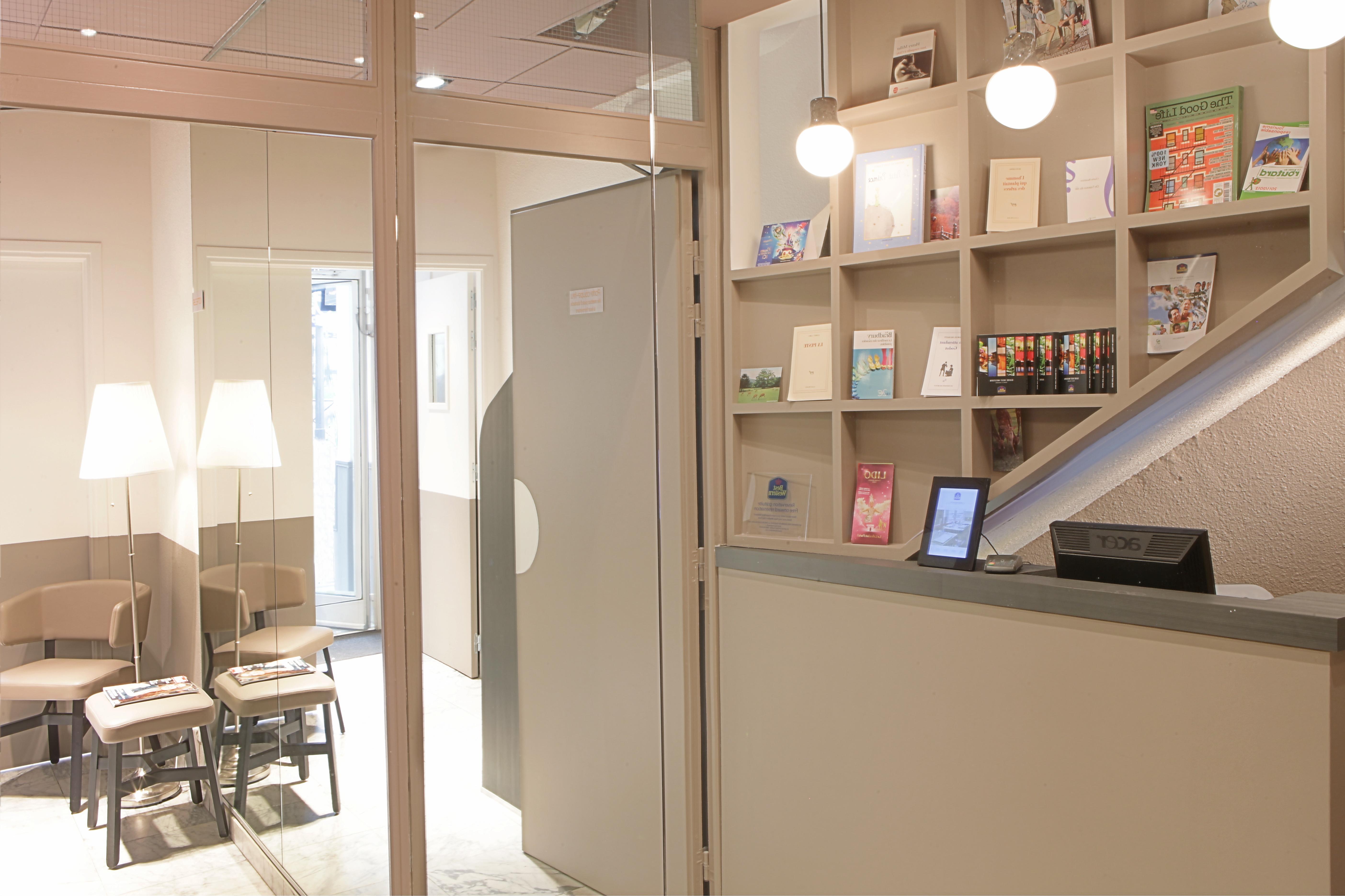 Hotel Contact Alizé Montmartre Parigi